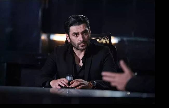 Resimdeki ünlüyü tanıdınız mı? Herkesin tanıdığı o şarkıcı ilk defa paylaştı - Resim: 5